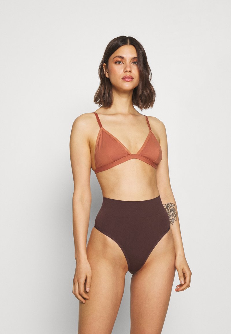 Anna Field 2 PACK - Roupa modeladora - brown