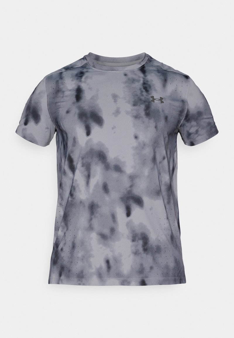 Grijze tie-dye korte mouwen sport t-shirt met een ronde halslijn en subtiele ventilatiegaten, met een zwart logo op de borst.