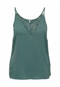 Grön linne med V-ringning, med ett spetspanel på bysten, texturerat tyg och tunna justerbara axelband. Mjukt och lätt.