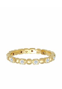 Inel din argint steril placat cu aur, prezentând perle rotunde alternative și pietre de zirconiu cubic în formă de pătrat, cu o bandă netedă, texturată.