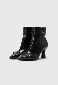 Tamaris Bottines compensées - black