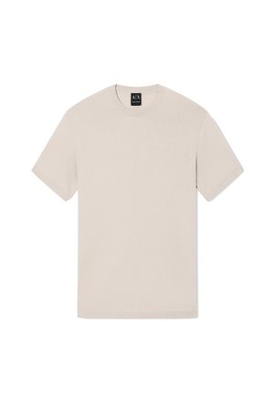Beige kortärmige gebreide trui met een ronde hals en een subtiele zichtbare geribbelde structuur, voorzien van een AX Armani Exchange-label binnen in de kraag.