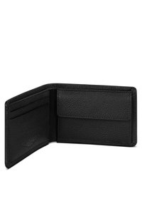 Portafoglio in pelle nera con finitura testurizzata, dotato di più slot per carte e una tasca centrale, design compatto e dettagli di cucitura minimi.