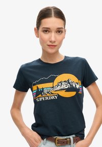Superdry & Co - T-shirt z nadrukiem