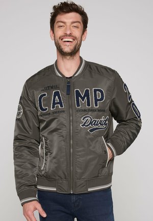 Camp David COLLEGE MIT LOGO - Bomberjacka - medium khaki