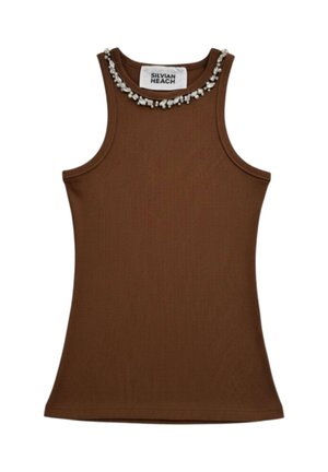 Top marrone senza maniche a coste con scollo rotondo decorato con piccole perline bianche lungo il colletto.