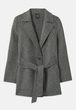 Grijs visgraatpatroon mantel met een geknipt kraag, enkele knoopsluiting en een bijpassende riem in de taille. Zacht textuurstof.