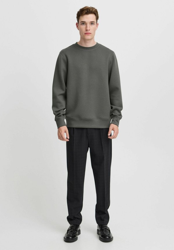 CFSebastian - Sweatshirt - dark shadow4