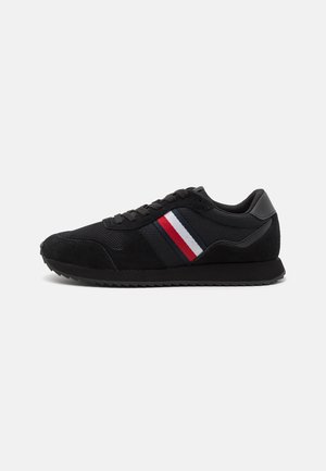 RUNNER EVO MIX - Sneaker low - black