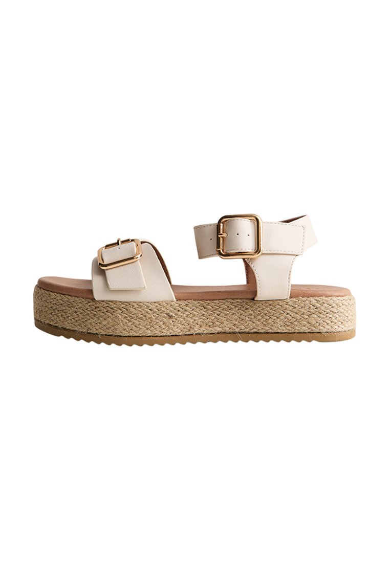 New Look Wide Fit WIDE FIT OFF WHITE BUCKLED STRAP FLATFORM SANDALS ...