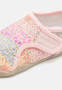 Wheat BEACH SHOE SHAWN UNISEX - Papuče - rainbow