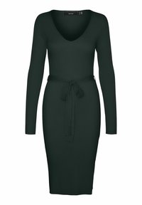 Robe à manches longues côtelée vert foncé avec un décolleté en V et une ceinture nouée à la taille. Silhouette ajustée, longueur genoux, tissu texturé.