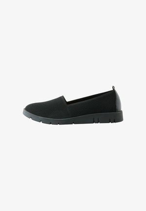 Crne slip-on cipele s prozračnim mrežastim gornjim dijelom i fleksibilnom gumenom potplatom, dizajnirane za svakodnevnu udobnost i jednostavno obuvanje.
