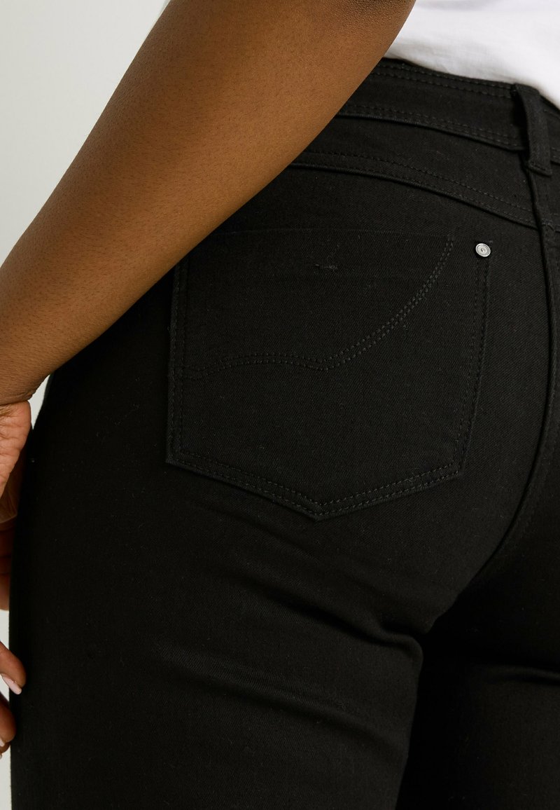 Pantacourt Droit Stretch GRAIN DE MALICE - Noir - Taille XL (FR48) - Femme - Neuf
