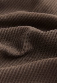 Non sélectionné, chocolate brown