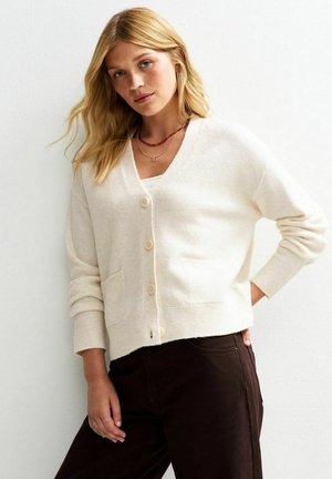 BUTTON FRONT PATCH POCKET  - Vest - off white