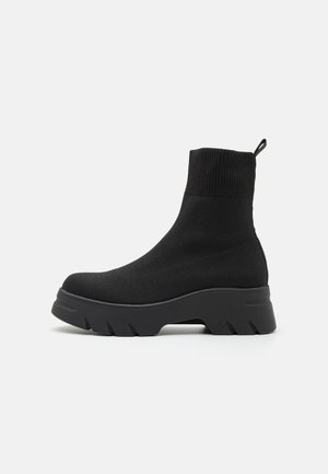 Even&Odd Wide Fit, Stivaletti con plateau - black