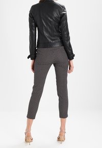 Maze Kožená bunda - black