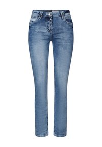 Jeans in denim blu chiaro con fit slim, design a cinque tasche, chiusura con bottone e dettagli di leggero sbiadimento sul tessuto.