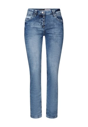Jeans in denim blu chiaro con fit slim, design a cinque tasche, chiusura con bottone e dettagli di leggero sbiadimento sul tessuto.
