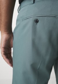 Jack & Jones JPRFRANCO - Suit - balsam green