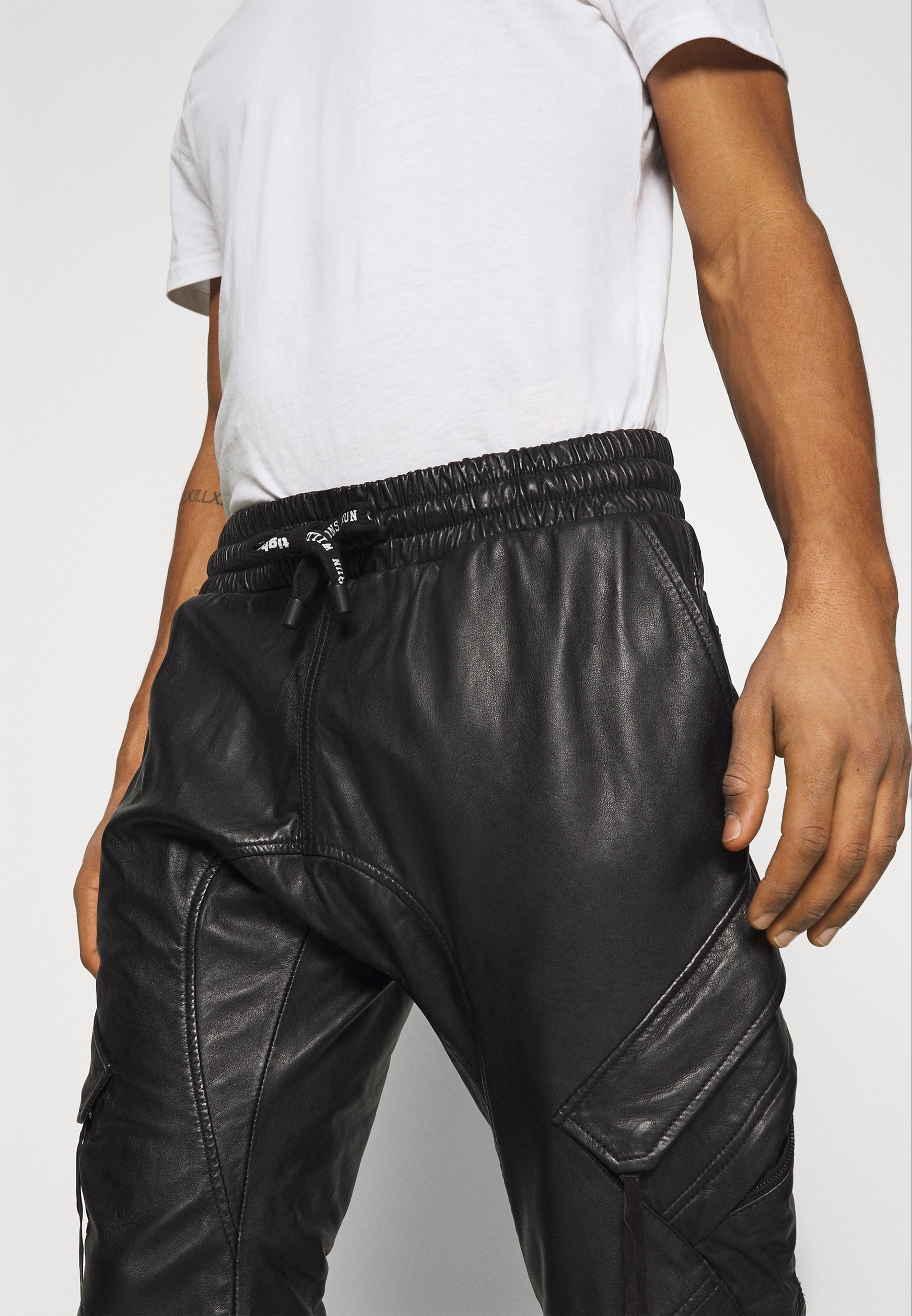 Tigha TANO - Leren broek - black/Zwart - Zalando.be