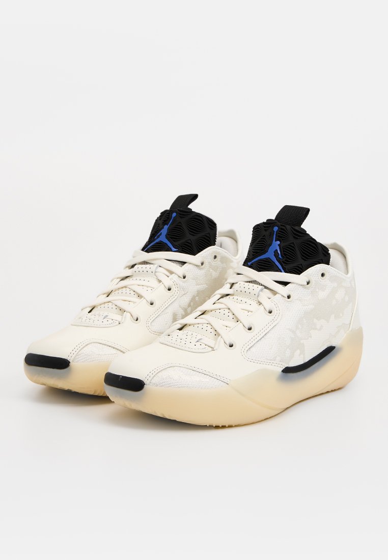 AIR JORDAN XXXIX