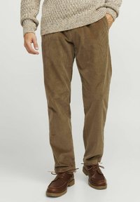 Jack & Jones RELAXED FIT  - Pantalon classique - elmwood