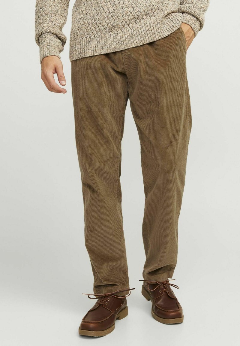 Jack & Jones RELAXED FIT  - Pantalon classique - elmwood