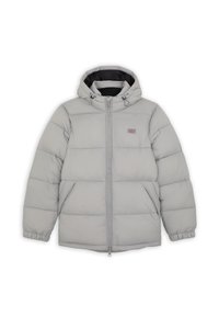 Jasnoszara pikowana kurtka z kapturem, zapinana na zamek z przodu, z dwoma bocznymi kieszeniami i czarną podszewką. Powierzchnia o teksturze z przeszyciami.