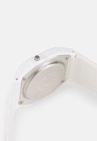 Casio F-91 UNISEX biały