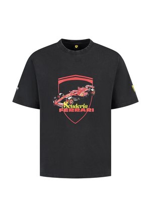 - T-shirt z nadrukiem