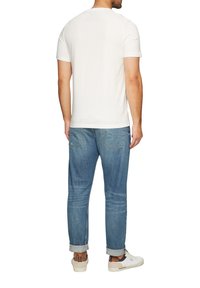 s.Oliver MIT PRINT - T-shirt print - weiß