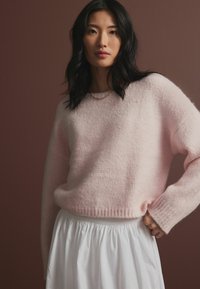 Next REGULAR FIT SOFT TOUCH BARDOT OFF THE SHOULDER - Džemperis - pink blush