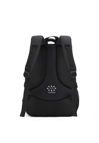 Zaino nero con schienale in rete imbottito, spallacci regolabili e una patch con logo. Design elegante con superficie testurizzata per il comfort.