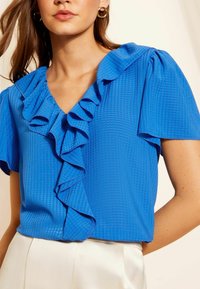 Friends Like These REGULAR FIT RUFFLE FRONT PUFF SLEEVE - Bluză - blue