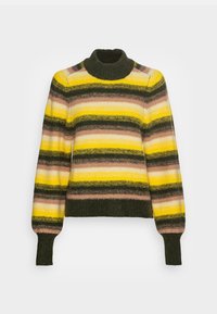 Sweter z paskami z wysokim dekoltem. Kolory obejmują zieleń, żółć, róż i brąz. Wykonany z miękkiego, teksturowanego splotu.