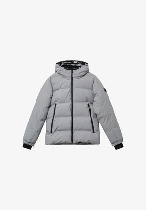 Veste à capuche en duvet grise, avec une fermeture éclair à l'avant, deux poches latérales et des accents noirs sur les poignets et les fermetures. Texture douce.