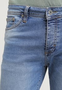 Pier One Traperice uskog kroja - light blue denim