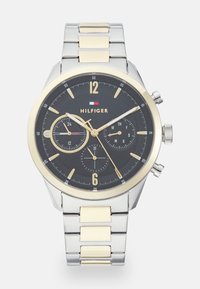 Sélectionné, silver-coloured