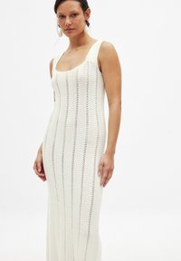 NA-KD FLOWY - Pullover - offwhite