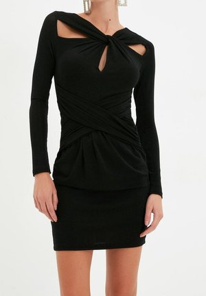 Trendyol, Robe fourreau - black