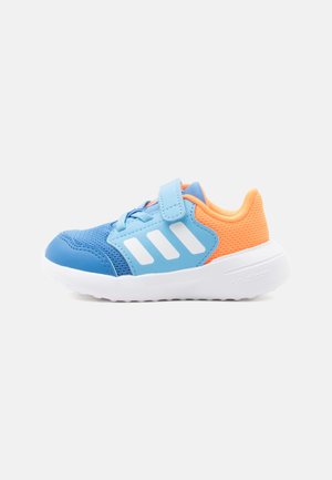adidas Performance TENSAUR RUN 3.0 UNISEX - Silniční běžecké boty - ray blue/footwear white/semi blue burst