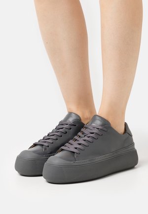 Tiger of Sweden, Baskets basses - grey