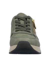 Rieker Baskets basses - grün