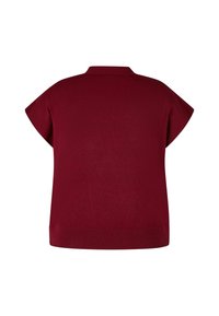 Bordeauxrotes Strickoberteil mit weicher Textur, kurzen Ärmeln, einem Kragen und einem gerippten Saum. Einfaches, schmuckloses Rückendesign.