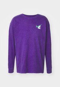 Non selezionato, field purple