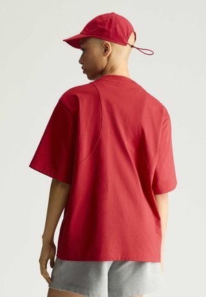 adidas by Stella McCartney, ADIDAS BY STELLA MCCARTNEY ADIDAS BY STELLA MCCARTNEY LOOSE T-SHIRT - Camiseta deportiva - soft carmine