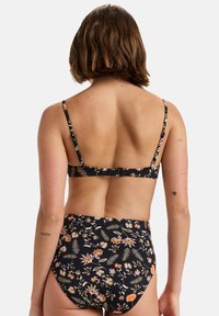 Roxy KERALA - MIT MITTLERER BEDECKUNG - Bikini top - kvj