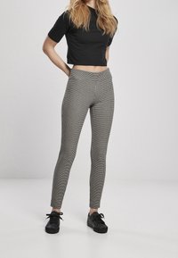 Urban Classics Leggings - Byxor - light grey